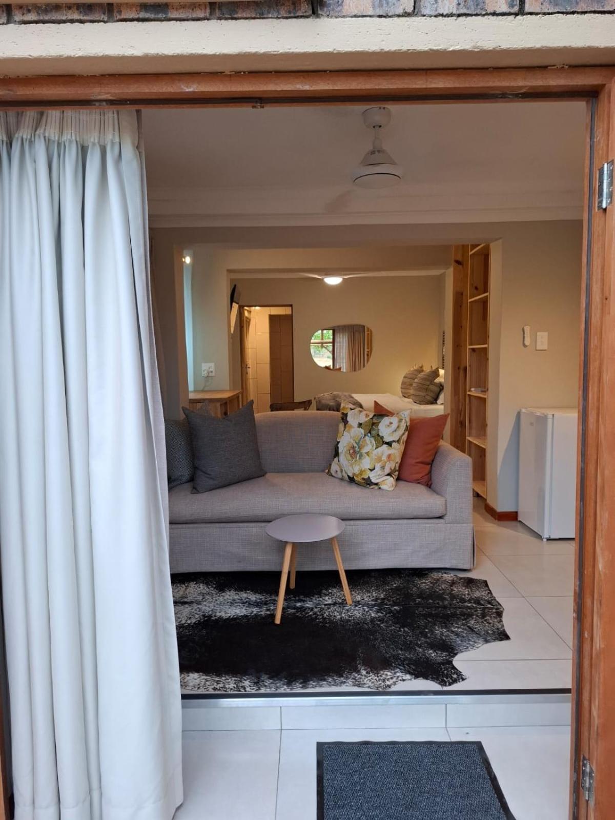 Kruger Riverside Lodge - No Load-Shedding 말로스 파크 외부 사진